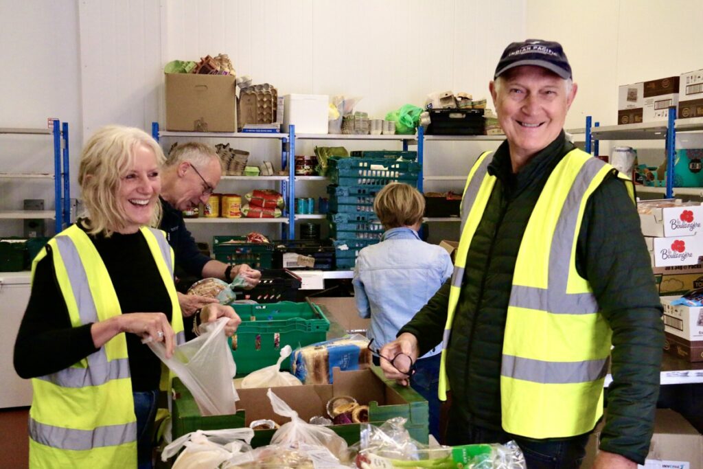 Poeple volunteering | Shrewsbury Food Hub