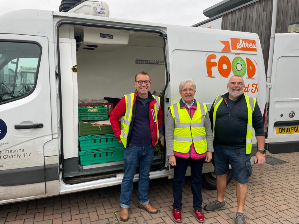 Fooshare Van and Cheryl with 2 Steves